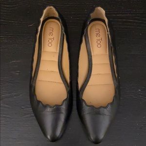 WORN ONCE - Me Too Black Scalloped Flats